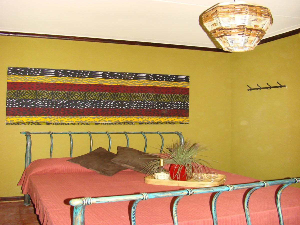 Ikweta Country Inn Maua Kaathene Екстер'єр фото